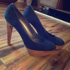 ***Sold*** Stuart Weitzman Blue suede shoes